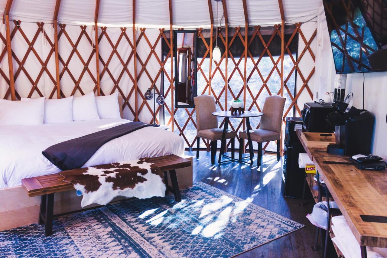 Escalante Yurts - Luxury Lodging Extérieur photo