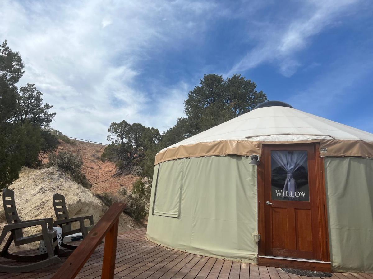 Escalante Yurts - Luxury Lodging Extérieur photo