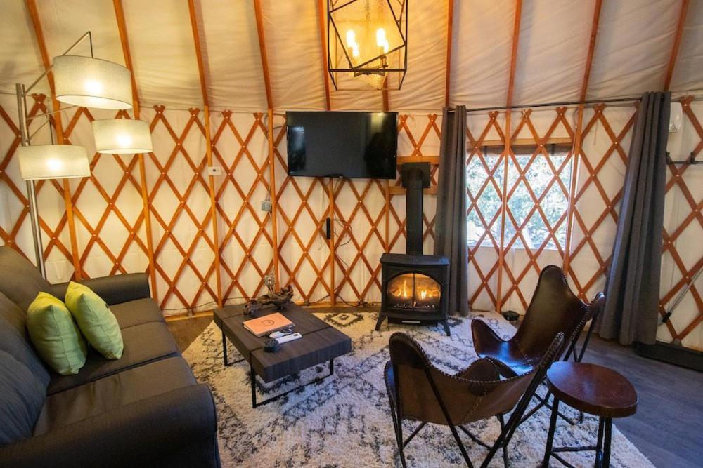 Escalante Yurts - Luxury Lodging Extérieur photo