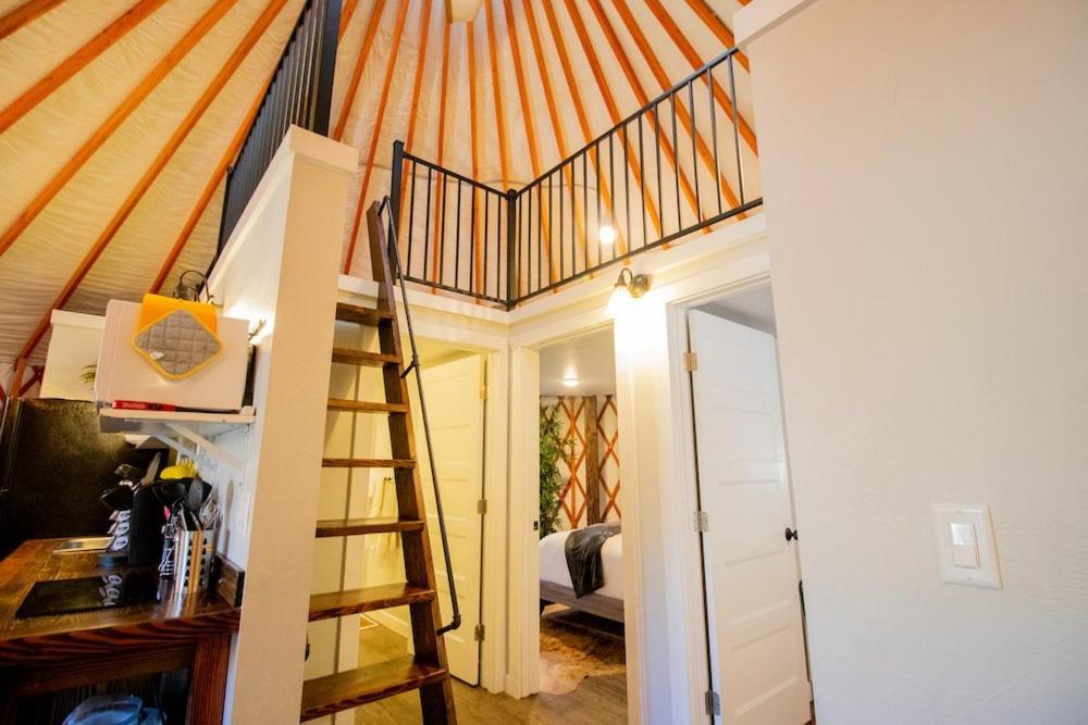 Escalante Yurts - Luxury Lodging Extérieur photo