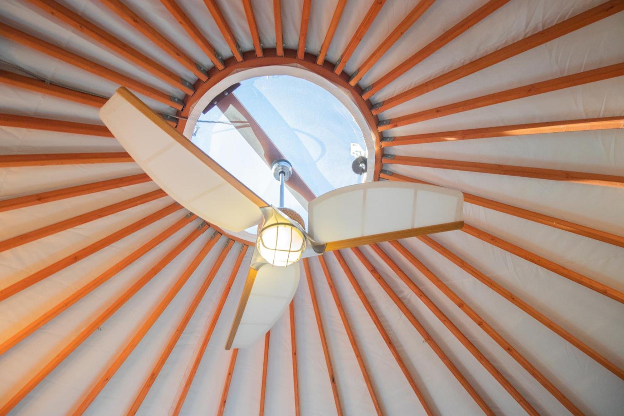 Escalante Yurts - Luxury Lodging Extérieur photo